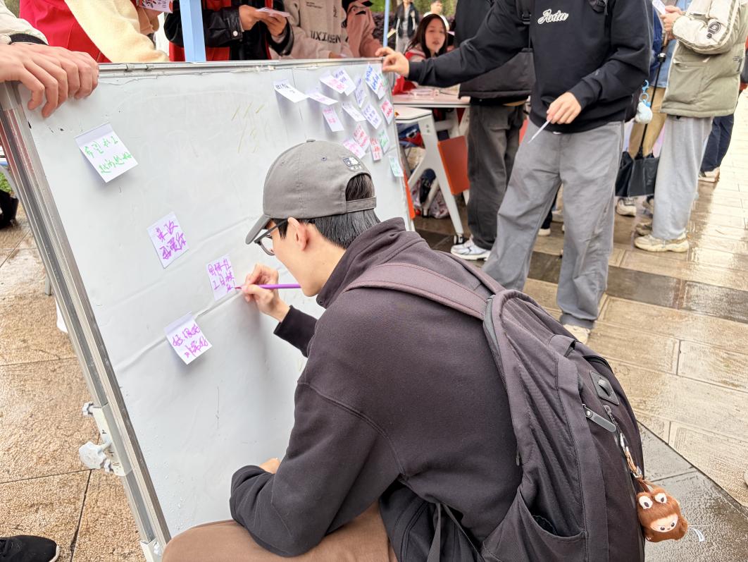 98e7e77eb708111c844878c221979f91