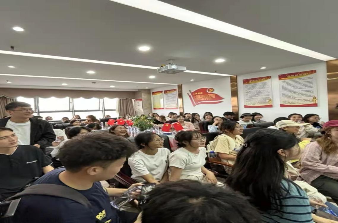 32df6ab907bcbe65cb150ce411e17cd