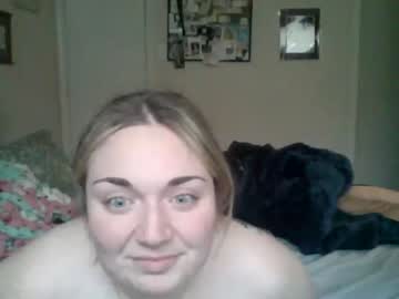 couple Live Naked Cam Girls with sluttykitty95